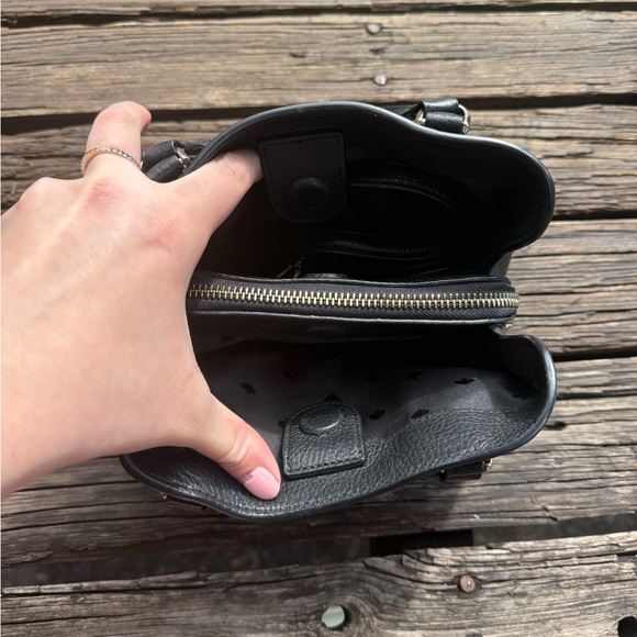 kate spade black pebbled leather satchel with gold logo - Picture 2 of 3